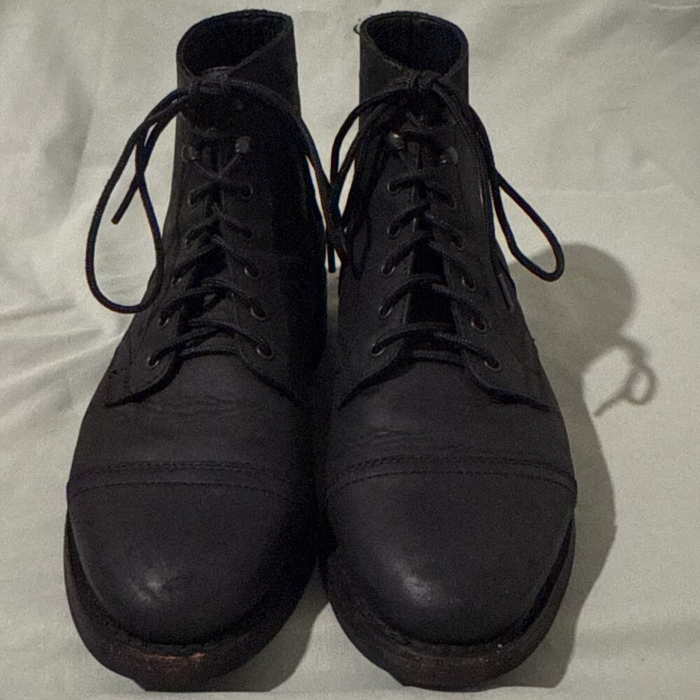 Thursday Boots - Captains 9 wide US - Picture 2 of 9
